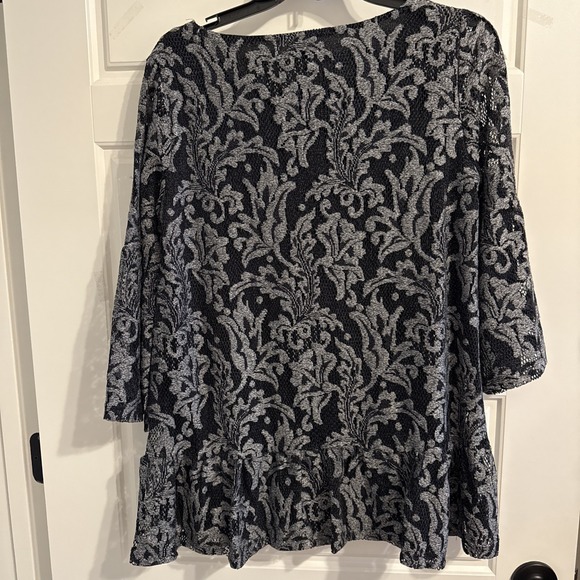 Rafaella Ladies Pullover Top,‎ Size S/P Black with lace/crochet overlay, Ruffle - Picture 5 of 6